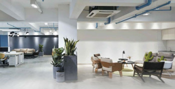 7 Business Square