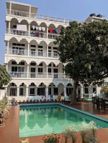 9400 Sq.ft. Hotel & Restaurant for Sale in Chakra Tirtha Road, Puri