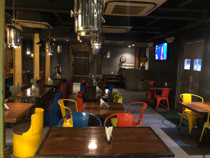 Runnibg bar cum Restaurant sale at Salt Lake Kolkata