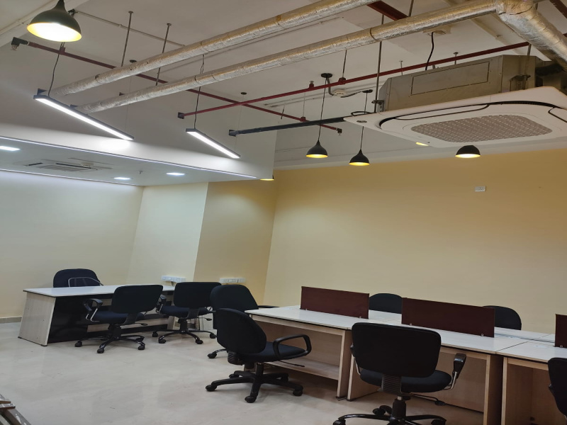Furnished office for rent at Mani Casadona New Town
