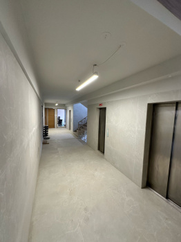 Bareshellboffice rent and sale at Mani Casadona