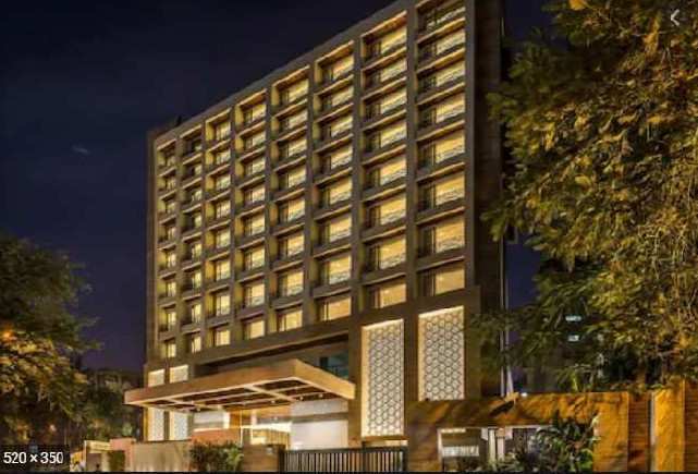 100000 Sq.ft. Hotel & Restaurant for Sale in Vikhroli East, Mumbai