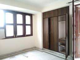 2 BHK Flats & Apartments for Sale in Sector 7, Dwarka, Delhi (1250 Sq.ft.)