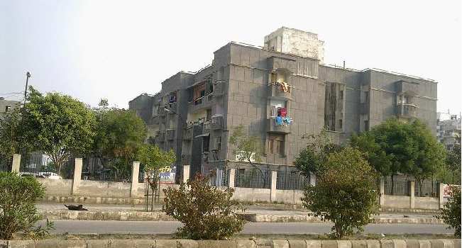 3 BHK Flats & Apartments for Sale in Sector 12, Dwarka, Delhi (1200 Sq.ft.)