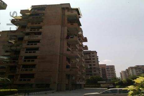4 BHK Flats & Apartments for Sale in Sector 18A, Dwarka, Delhi (1850 Sq.ft.)
