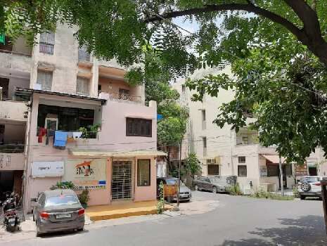 3 BHK Flats & Apartments for Sale in Sector 19, Dwarka, Delhi (1400 Sq.ft.)
