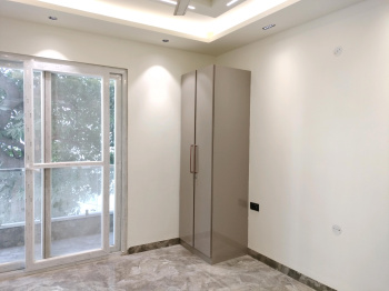 Flats & Apartments for Rent in Sector 10, Dwarka, Delhi (1650 Sq.ft.)