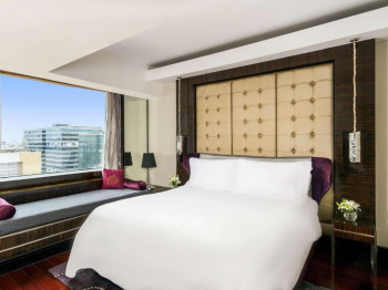 Hotel & Restaurant for Rent in Bangalore Highway, Pune (45000 Sq.ft.)