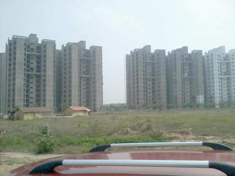 2 BHK Flats & Apartments for Rent in B.L. Saha Road, Kolkata South (1000 Sq.ft.)