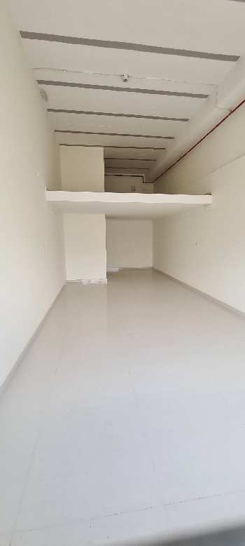 Shop available for rent in Viman Nagar