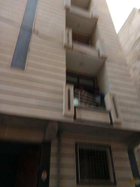 3 BHK Flats & Apartments for Sale in Uttam Nagar, West Delhi (75 Sq. Yards)