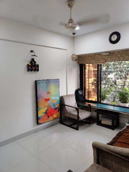 1 BHK Flats & Apartments for Sale in Borivali East, Mumbai (490 Sq.ft.)