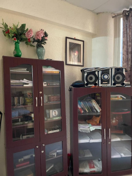 3 Bhk semi furnished flat for sale