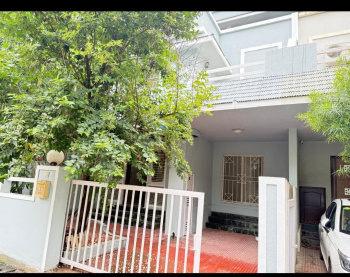 - A 3BHK ROW HOUSE with Garden,Terraces , and 2 Car Parkings - Located in the prestigious Baner area of Pune - Spacious and well-designed layout -