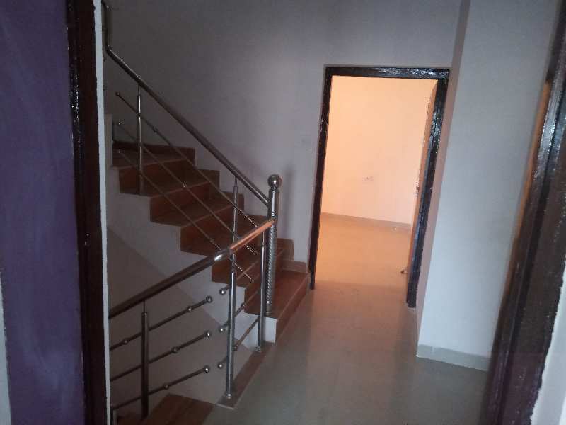 3 bhk for rent Only 8000rs Near Collectrate