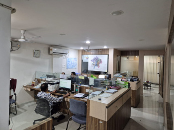 Office fully furnished commercial