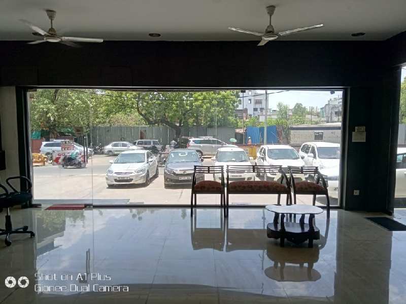 Commercial showroom in sales in Lic square in Nagpur