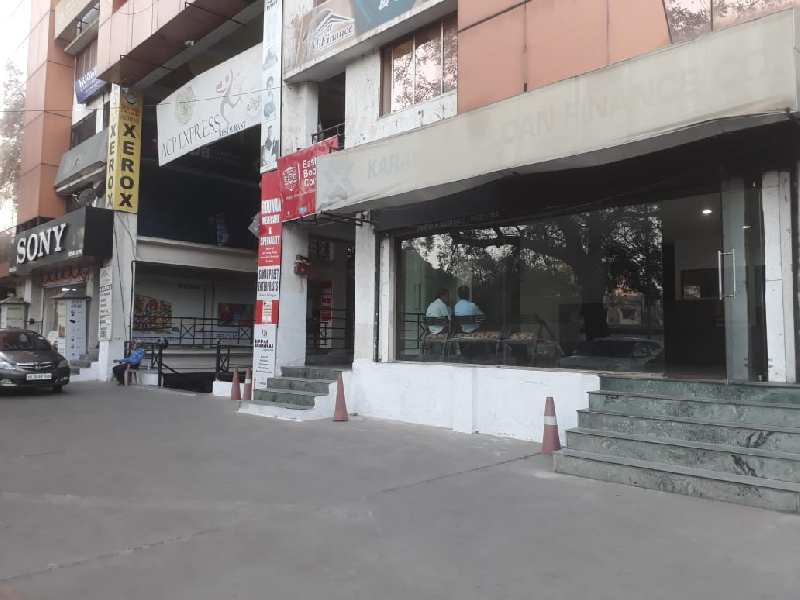 Commercial showroom in sales in Lic square in Nagpur