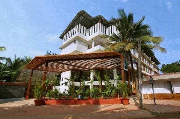 Big hotel in Goa beach resort
