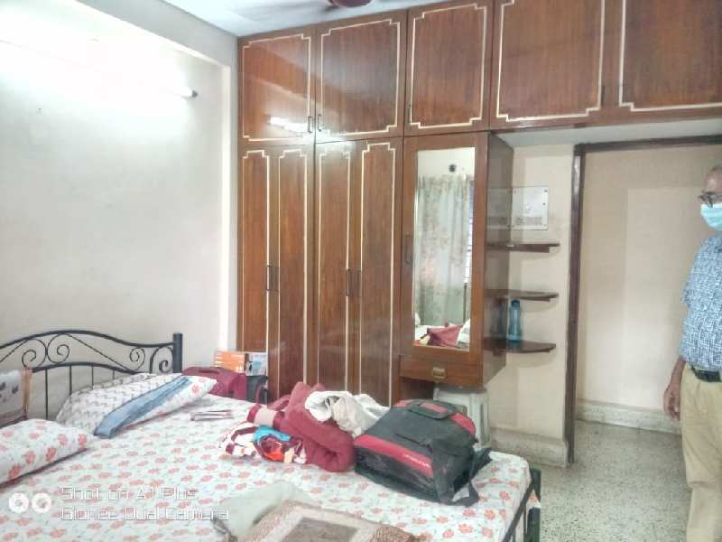 Laxmi Nagar 3 BHK flat for rent