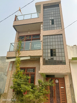 A Good House Two Floor in Swarn Jayanti Vihar Sector 5