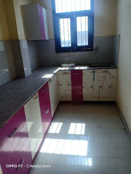 2 BHK Flats & Apartments for Sale in Keshav Nagar, Kanpur (1050 Sq.ft.)