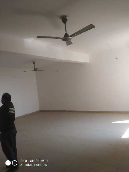 3 BHK Flats & Apartments for Rent in Bariatu Road, Ranchi (1550 Sq.ft.)