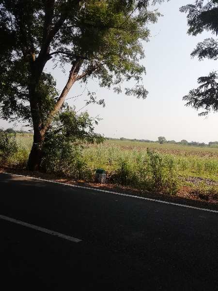 Industrial Land / Plot for Sale in Karjan, Vadodara (70 Acre)