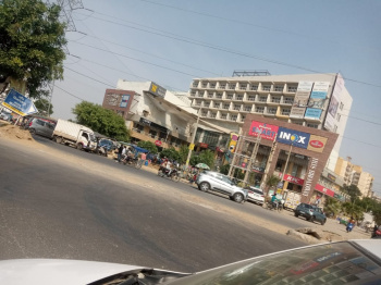 Commercial Shops for Sale in Sector 85, Gurgaon (500 Sq.ft.)