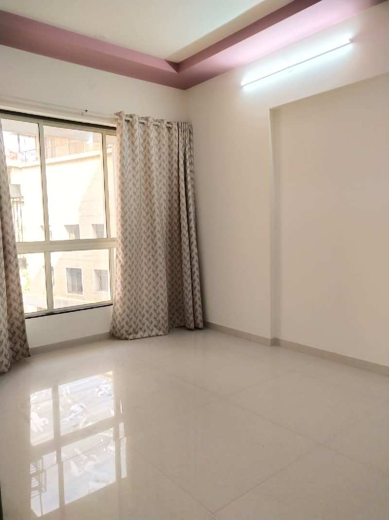 3 BHK Flats & Apartments for Sale in Virar West, Mumbai (1800 Sq.ft.)