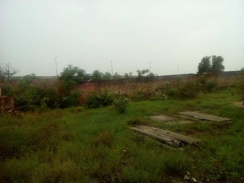Industrial Land / Plot for Sale in Udyog Vihar, Gurgaon (2100 Sq. Meter)