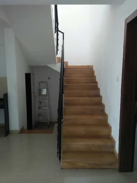 3000 Sq.ft. Penthouse for Rent in Wagholi, Pune