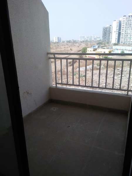 2 BHK Flats & Apartments for Rent in Wagholi, Pune (1050 Sq.ft.)