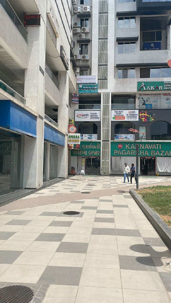 2800 Sq.ft. Showrooms for Rent in Motera, Ahmedabad