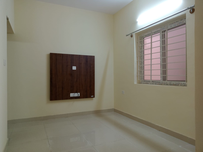 2 BHK Builder Floor for Rent in Bangalore (490 Sq.ft.)