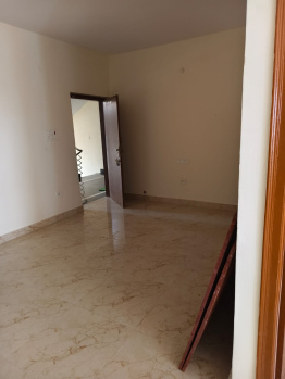 3BHK Semi-Furnished Flat Available for Rent
