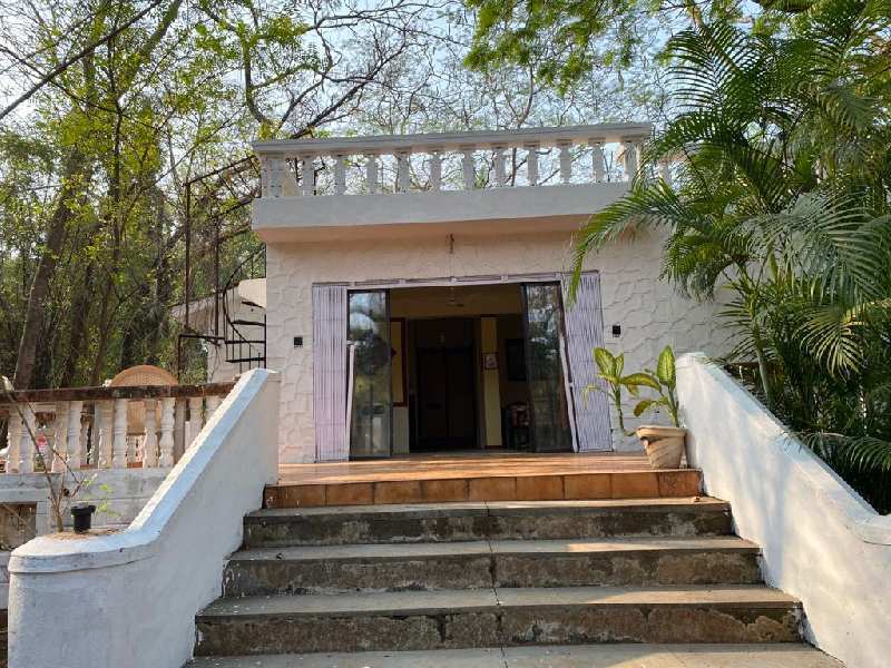 1 Acre Ready Farmhouse for sale in Karjat. In the midst of Nature.