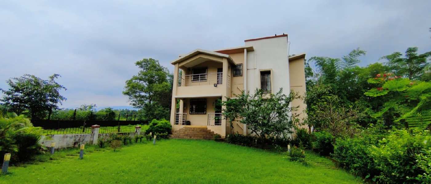 3bhk 2025 sqft Bungalow on 5200sqft NA plot for Sale in Well maintained gated community in Karjat.