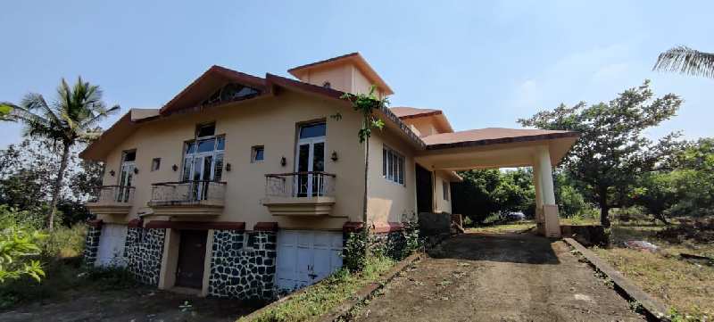 RiverTouch 4bhk Farm House in 9 acre land For Sale In Karjat.