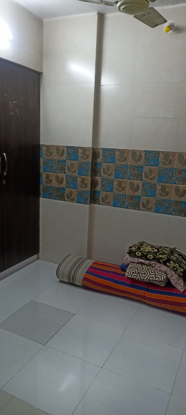 1 RK Flats & Apartments for Rent in Ghantali, Thane (300 Sq.ft.)