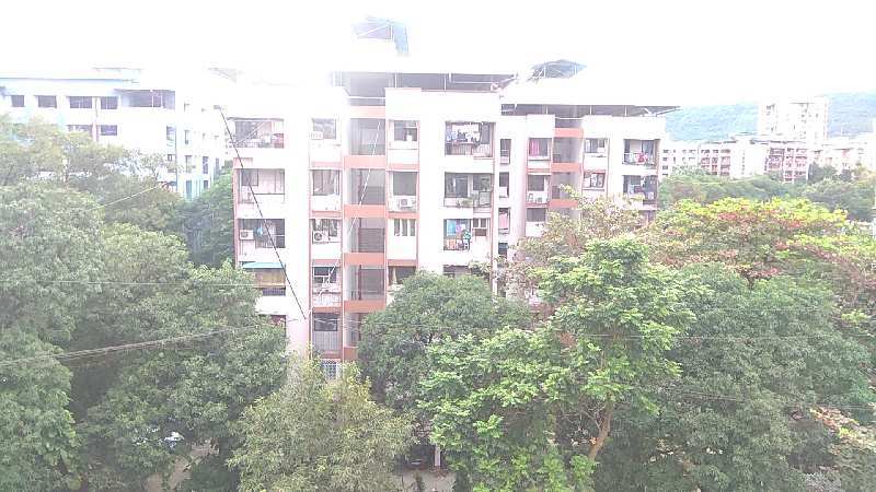 SPACIOUS 1 BHK ON RENT NEAR REPUTED SCHOOL IN THANE WEST.