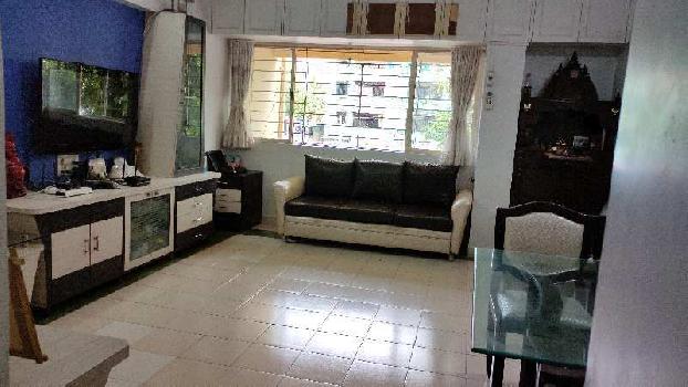 SPACIOUS 2 BHK IN LOW COST NEAR THANE STATION WEST.