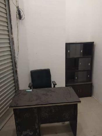 Office Space for Rent in Western Express Highway, Mumbai (100 Sq.ft.)
