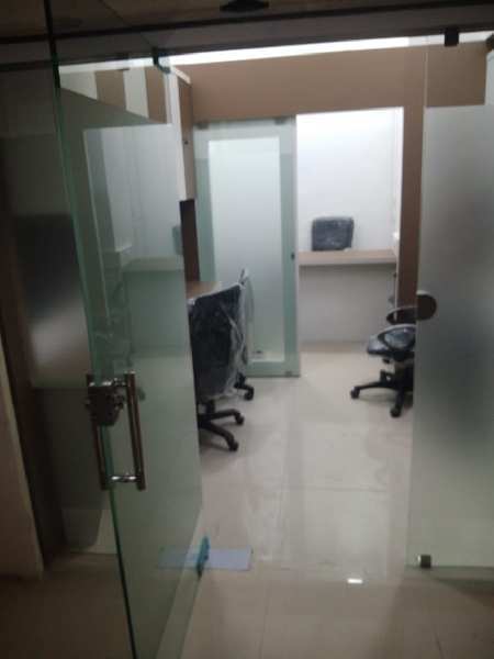700 Sq.ft. Office Space for Rent in Western Express Highway, Mumbai