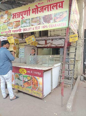 450 Sq.ft. Commercial Shops for Rent in Laxmi Nagar, Mumbai