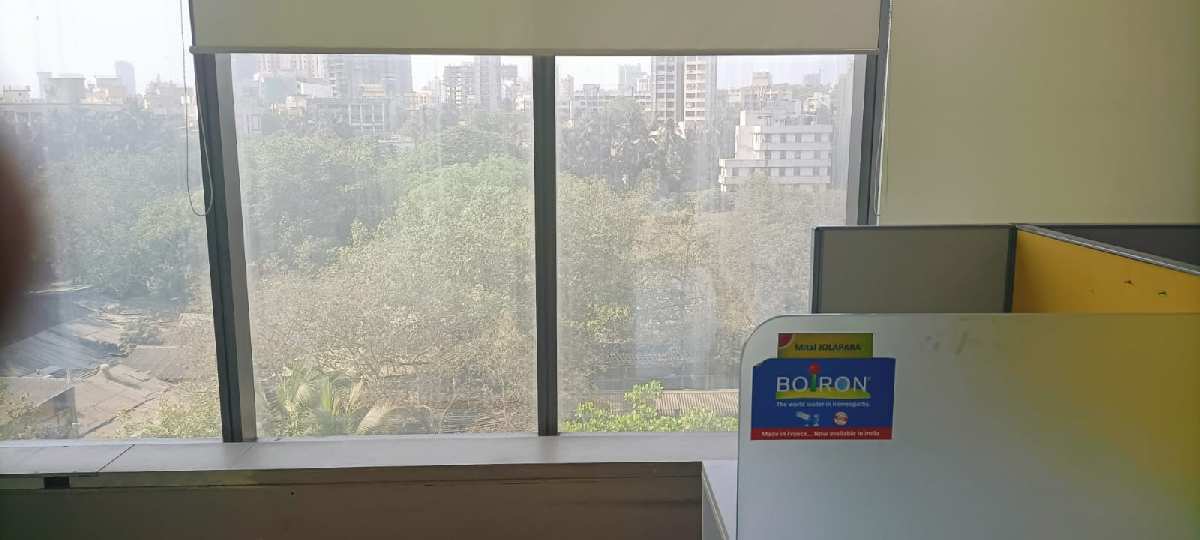 2250 Sq.ft. Office Space for Rent in Western Express Highway, Mumbai