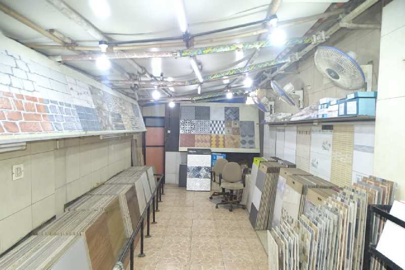 1100 Sq.ft. Commercial Shops for Rent in Goregaon East, Mumbai