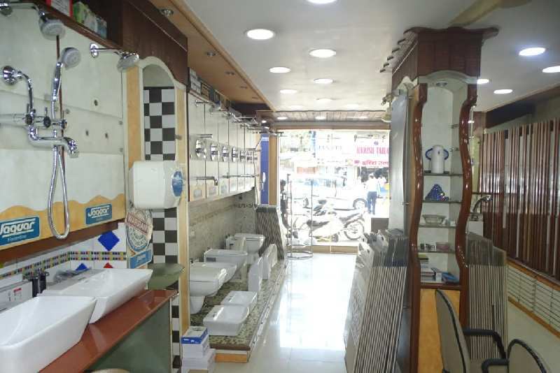 1100 Sq.ft. Commercial Shops for Rent in Goregaon East, Mumbai