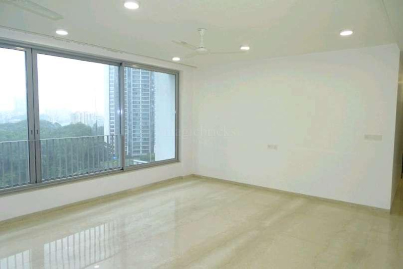 AVAILABLE FOR RENT IN OBEROI ESQUIRE
