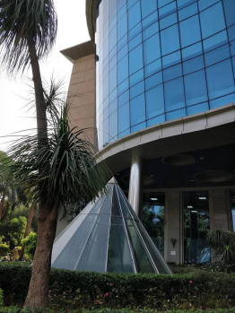 Available ready to move Office space near airport